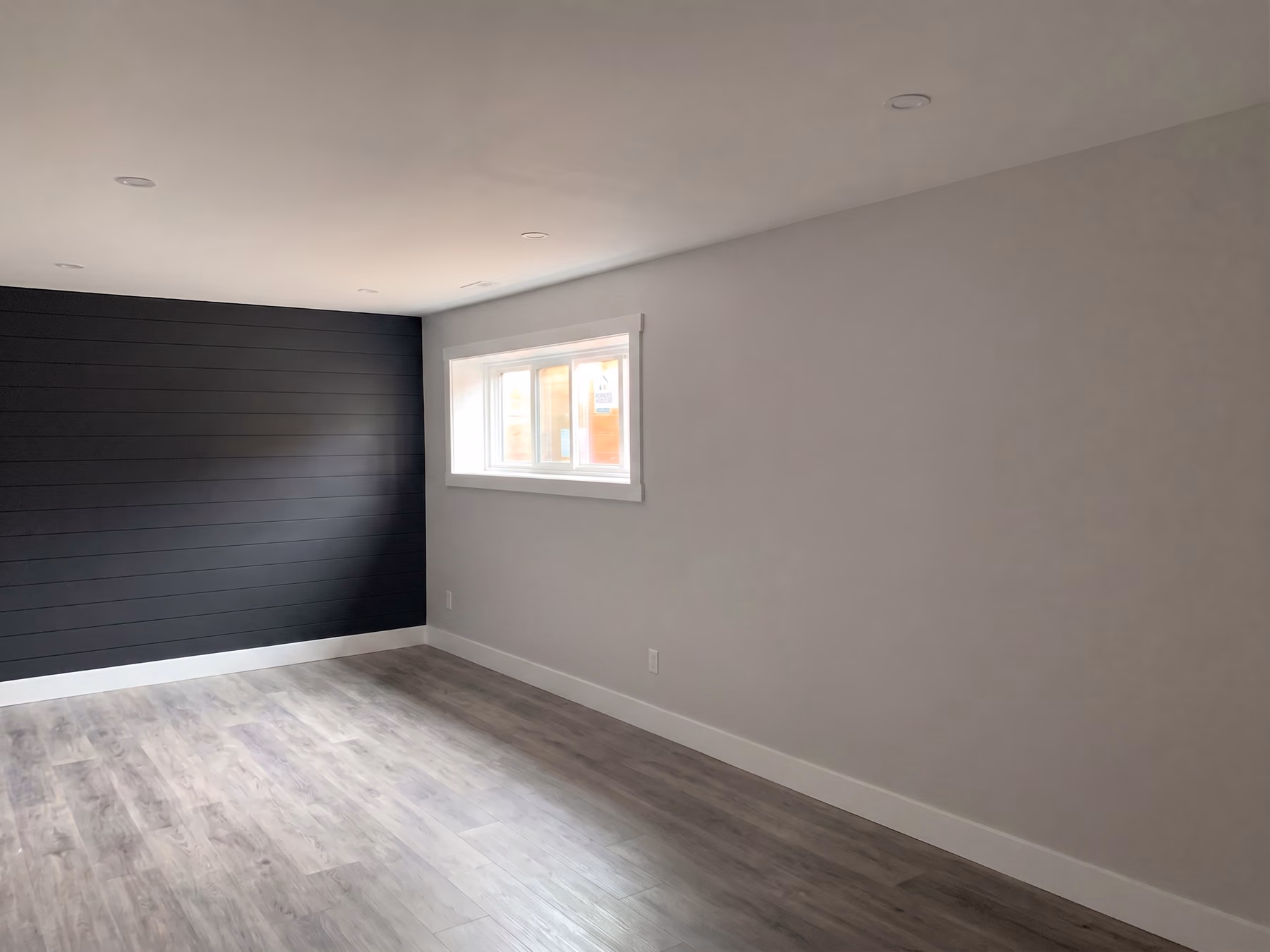 Basement with Feature Wall